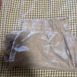 Quince 100% linen shorts